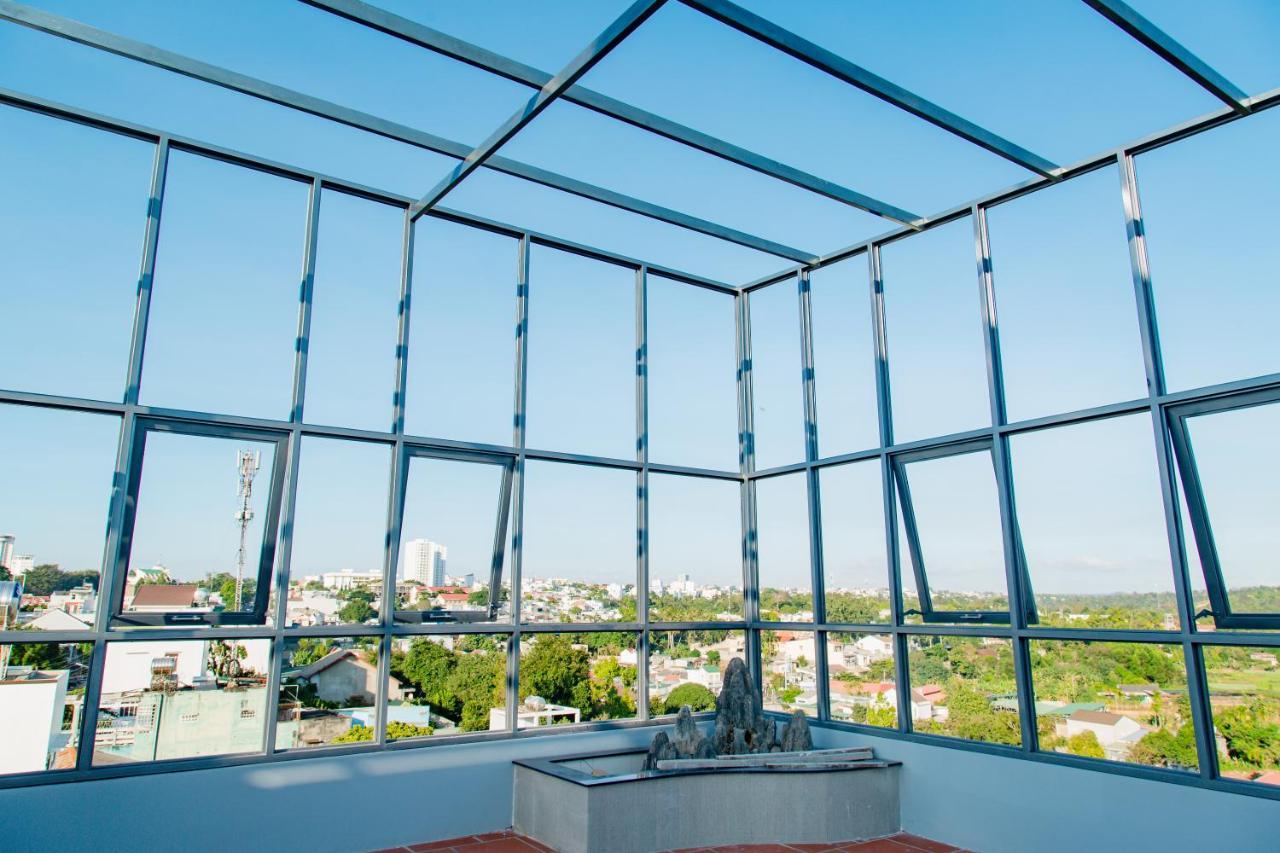 Nam Anh Hotel Buôn Ma Thuột Exteriör bild